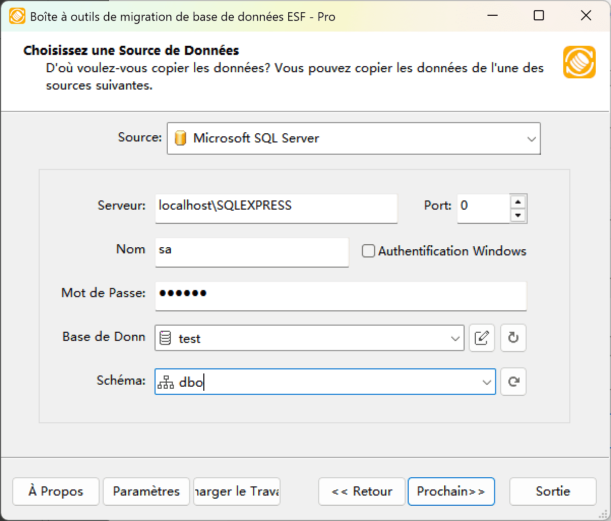 Boîte de dialogue de connexion SQL Server montrant le champ hôte, les options d'authentification et les contrôles d'actualisation